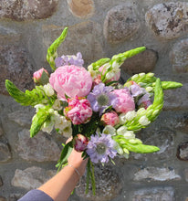 Load image into Gallery viewer, Flowers