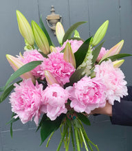 Load image into Gallery viewer, Flowers