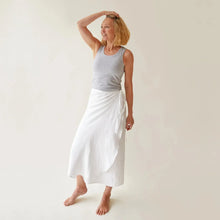 Load image into Gallery viewer, Chalk Sadie Skirt White Linen
