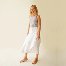 Load image into Gallery viewer, Chalk Sadie Skirt White Linen
