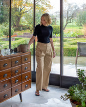 Load image into Gallery viewer, Chalk Cleo Top Black
