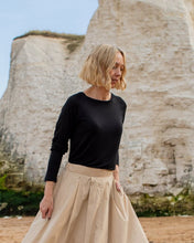 Load image into Gallery viewer, Chalk Monica T-Shirt Black
